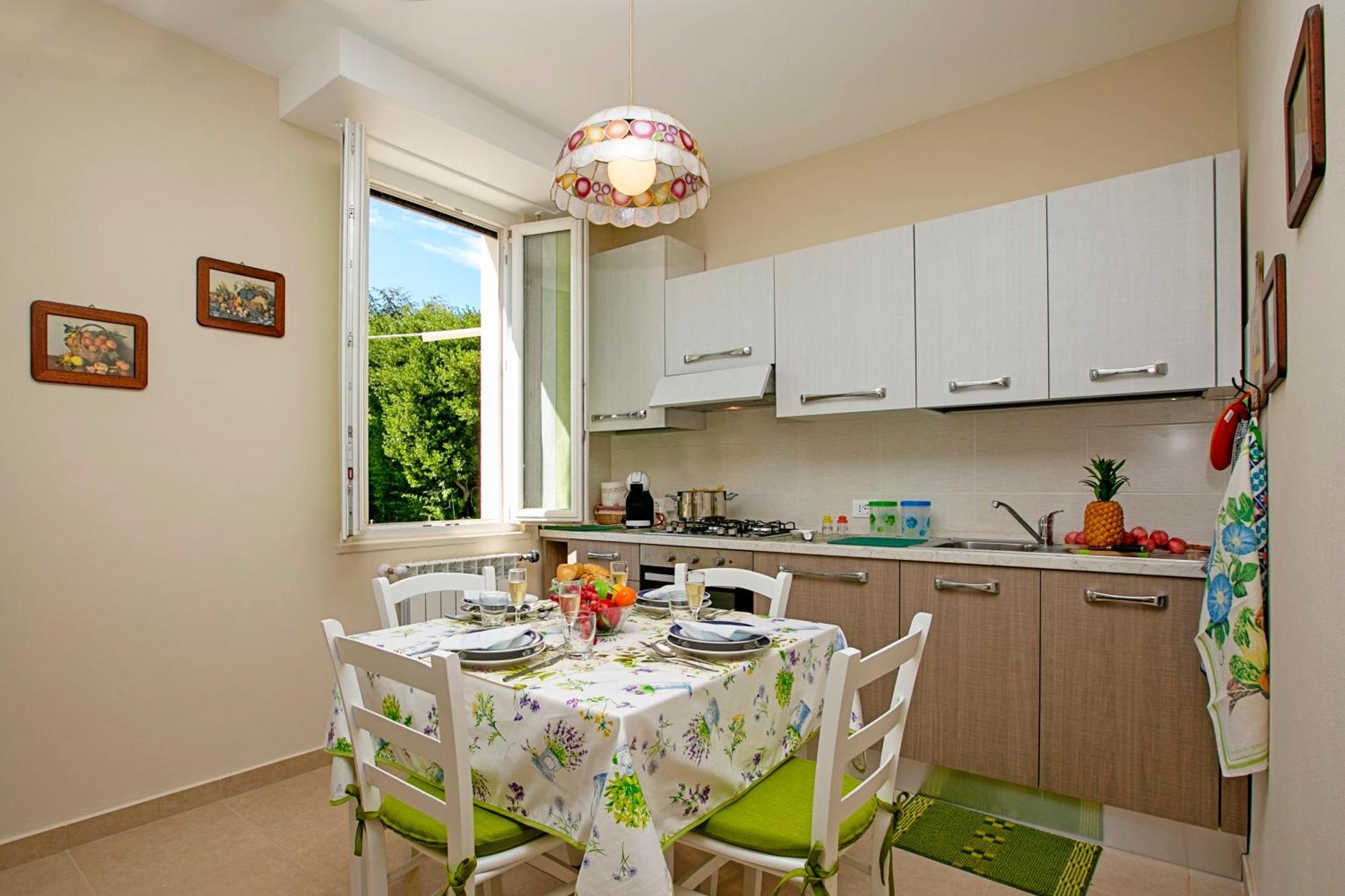 Villa Mimosa - Appartamento 2 - Happy Rentals Ντεζεντσάνο ντελ Γκάρντα Εξωτερικό φωτογραφία